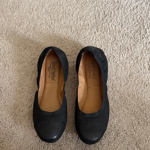 Josef Seibel Black Flats - Picture 2 of 4